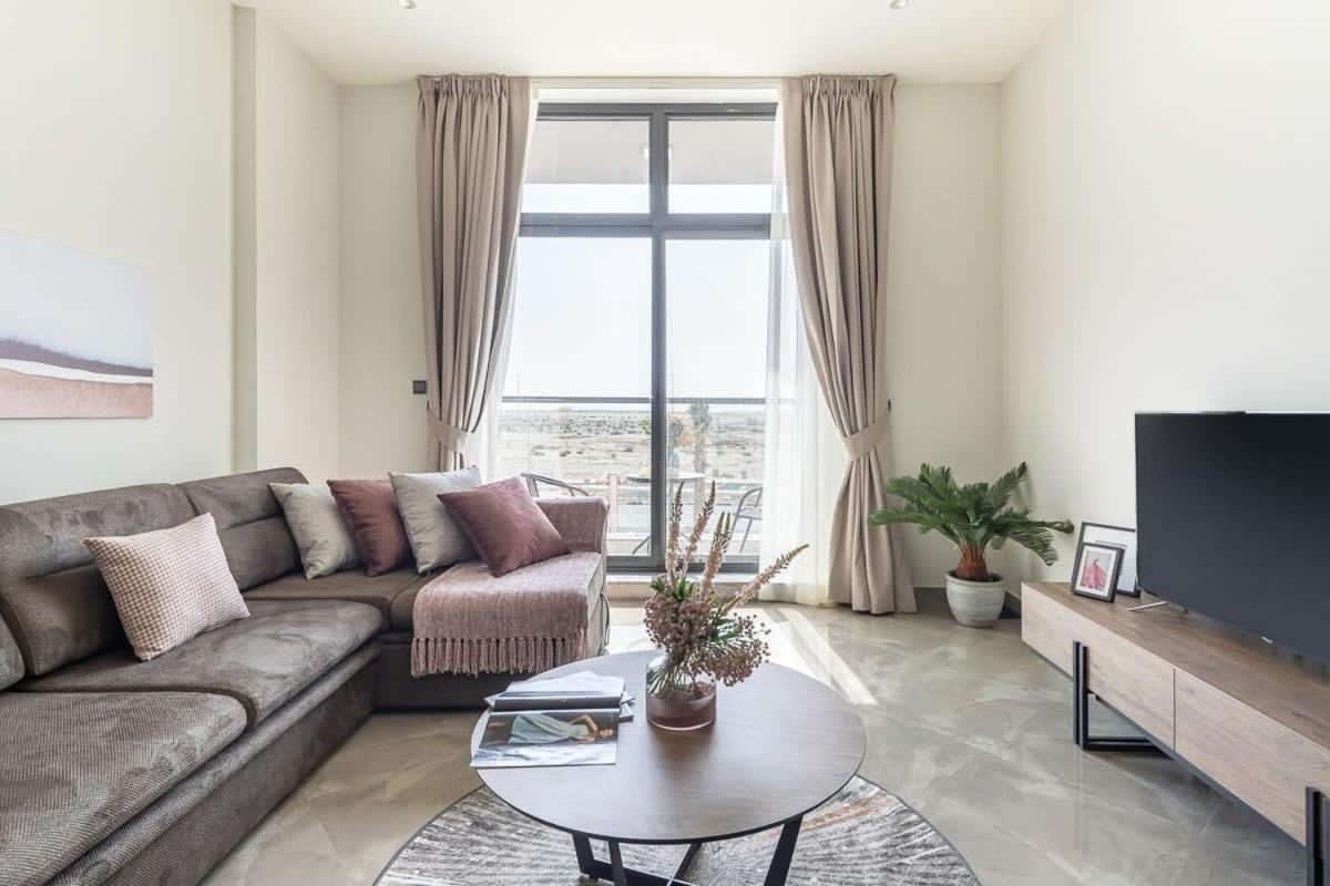 Frank Porter - Majestique Residences 2 Dubai Ngoại thất bức ảnh