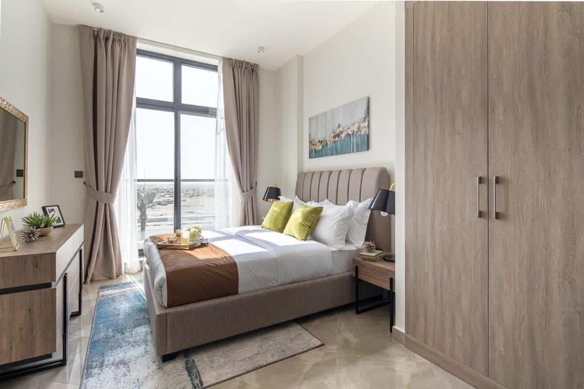 Frank Porter - Majestique Residences 2 Dubai Ngoại thất bức ảnh